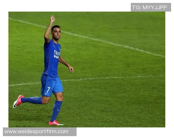 罗马诺透露巴萨欲留15岁小将埃布里马经纪人扎哈维专程造访谈判